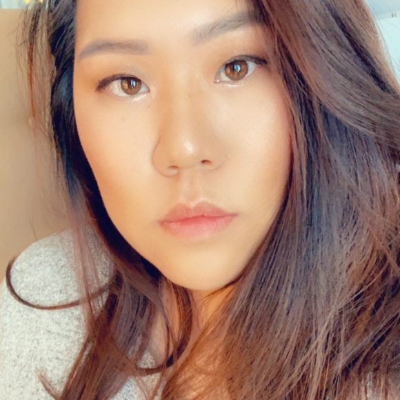 Meet your Posher, Rebecca - Picture 1 of 1